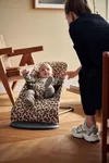 cumpără Leagăn pentru bebeluși BabyBjorn 006075A Bliss Beige/Leopard în Chișinău 