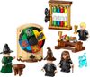 купить Конструктор Lego 76460 Hogwarts Castle: Sorting Hat Ceremony в Кишинёве 