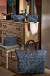 купить Несессер/косметичка Pip Studio 51.274.279 Coco Cosmetic Bag Medium Quilted Daisy Dreams Blue 21.5x10x10.5cm в Кишинёве 