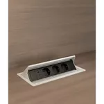 Priză electrică ASA Plastici 060.31F.00508 Versanet 3 sockets F+ 1 USB 5V (A+C) Matt white