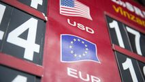 Curs valutar 3 august 2021: Cât valorează un euro și un dolar