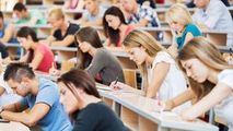 Lista tuturor burselor de stat pe care le pot obține elevii și studenții