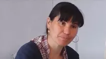 Drama unei mame cu 3 copii: Gonită cu tractorul și stropită cu benzină