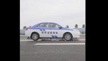 O maşină a fost testată în China, plutind deasupra carosabilului