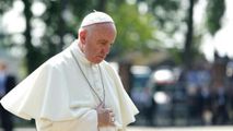 Papa Francisc a fost spitalizat la Roma. Ce a pățit suveranul