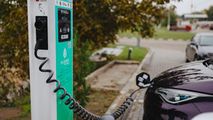Încărcarea mașinilor electrice a devenit și mai scumpă în Moldova