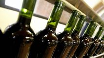 Un lot de produse alcoolice, retras de pe piață de inspectorii ANSA