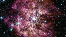 Telescopul spațial James Webb a detectat o stea pe punctul de a exploda