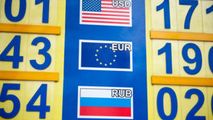 Curs valutar 15 septembrie 2022: Cât valorează un euro și un dolar