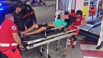 Un bărbat, găsit în fața unui supermarket în stare inconștientă