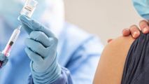 Autoritățile atenționează: Scade numărul vaccinărilor printre moldoveni