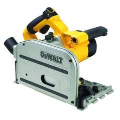 Fierăstrău DeWalt DWS520KR