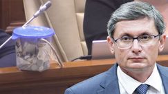 O deputată i-a transmis lui Grosu 200 de lei ca să iasă la protest