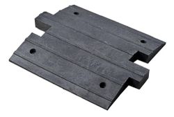 купить Организация дорожного движения Uniplast 16550 Denivelare artificiala pentru reducerea vitezei 470x490x50 (negru) C250 в Кишинёве 