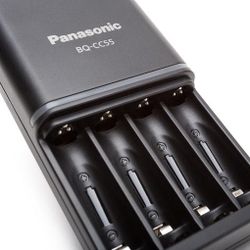 Panasonic  "Smart-Quick" Charger 4-pos AA/AAA + 4AA 2500mAh, K-KJ55HCD40E