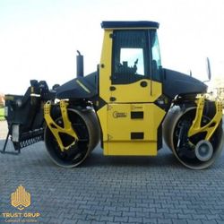 Каток Bomag BW 174