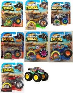 Машинка Monster Truck 1:64 Hot Wheels, код FYJ44
