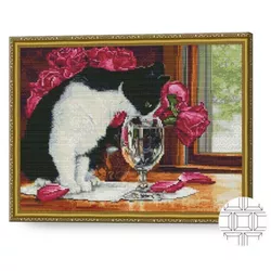 купить Картина по номерам Art Gallery QB203479 Mozaic cu diamante patrate 40x50cm Pisica aristocrata в Кишинёве 