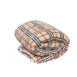 cumpără Plapumă Sweet Home Pilota din microfibra 200x220 cm, 100% poliester, 350gsm în Chișinău 
