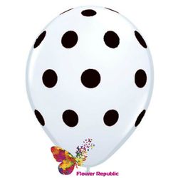 Воздушный шар белый  с рисунком Горошек - 30 см