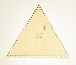 Formă din lemn triunghi, 25 cm