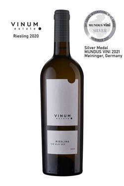 VINUM estate Riesling 2020