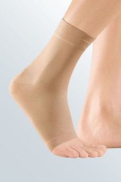 Бандаж для фиксации стопы IV (24-26 см) Medi Ankle Support (5505)