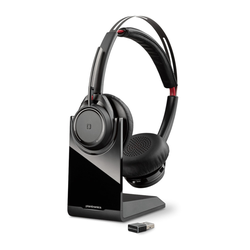Plantronics Voyager Focus UC B825 with Charging Station