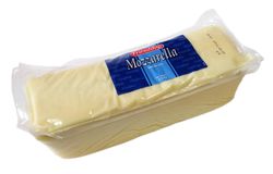 Сыр Моцарелла Uhrenholt Friendship 40%, 2,3 кг