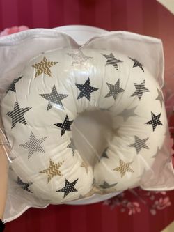 Подушка для кормления HB Stars