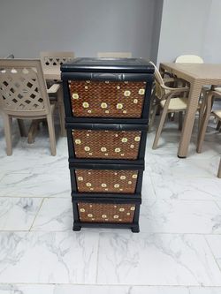 Comoda D009/N