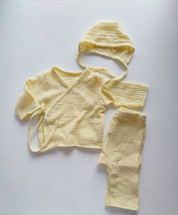 Set din muslin Pampy cu camasa (0-3 luni) Yellow