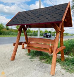 Leagăn din lemn masiv