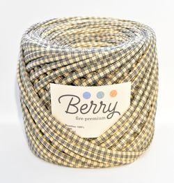 Berry, fire premium / Burberry