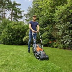 Газонокосилка электрическая Black&Decker BEMW351