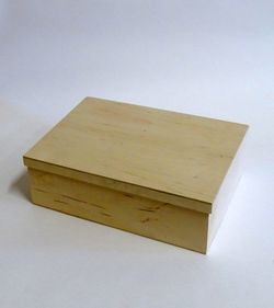 Фанерный ящик с 4 отделениями 8x17x23.5см