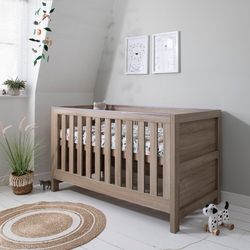 Деревянная кроватка 3 в 1 Tutti Bambini Modena Oak