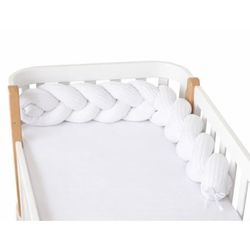 cumpără Protecție laterală pentru pătuț Veres VR 154.02.22 Бампер-коса пике косичка Белая 120x15 în Chișinău 