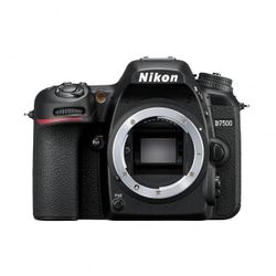 Зеркальный Фотоаппарат Nikon D7500 body+обучение в подарок!