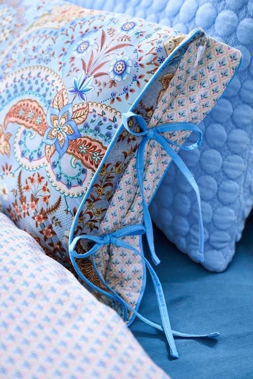 cumpără Pernă Pip Studio 329648 Jabali Flower Cushion 35x60 Blue în Chișinău 
