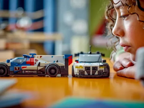 купить Конструктор Lego 76922 Bmw M4 Gt3 & Bmw M Hybrid V8 Race Cars в Кишинёве 