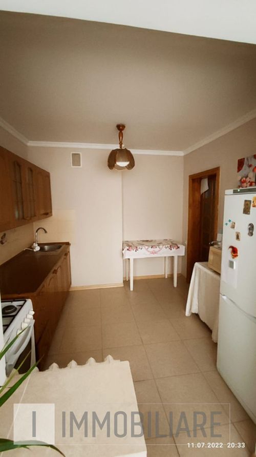 Apartament cu 3 camere, amplasat în sect. Ciocana, str. N. Milescu Spataru 25/1. 