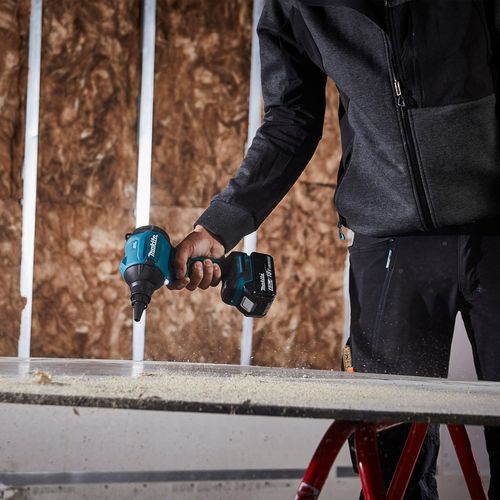 купить Пневмопистолет Makita DAS180Z Pistol suflat aer 2.8N 10.3KPA LXT 18V (fara acumulatori) в Кишинёве 