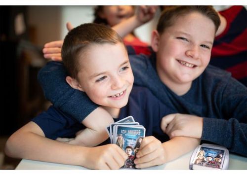 купить Настольная игра Winning Moves WM01200-EN1-6 Top Trumps Harry Potter: 30 witches&Wizards (en) в Кишинёве 