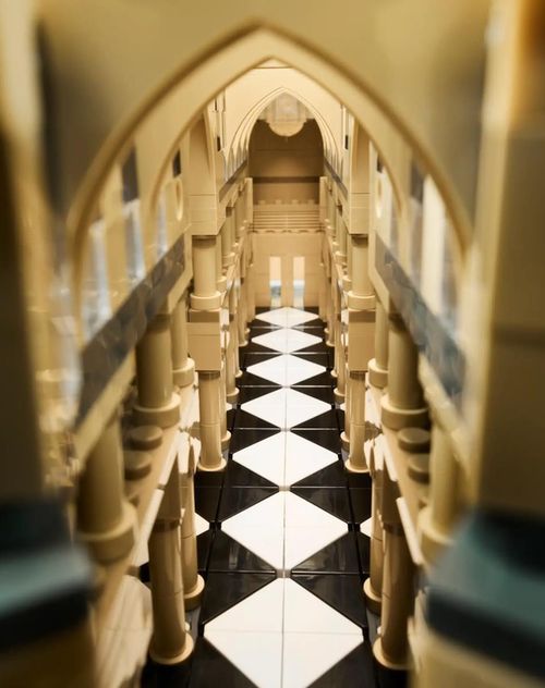 купить Конструктор Lego 21061 Собор Парижской Богоматери в Кишинёве 