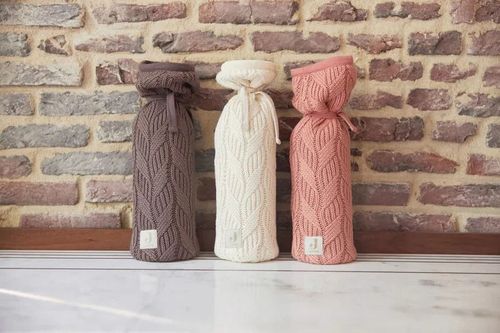 купить Поильник Jollein 033-003-66036 Husa pentru sticluta Spring Knit Chestnut в Кишинёве 