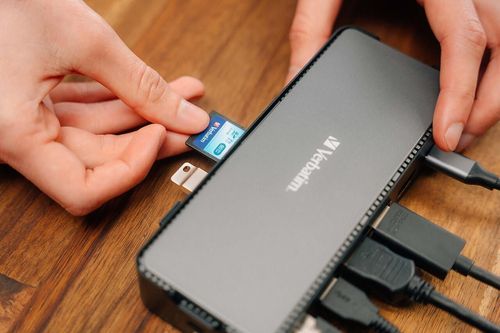 купить Переходник для IT Verbatim VER_32174, CDS-15SSD, 15-in-1 USB-C Pro Docking Station в Кишинёве 