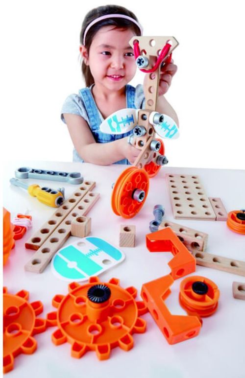 купить Конструктор Hape E3032 Set cu unelte Tânăr Inventator în cutie в Кишинёве 