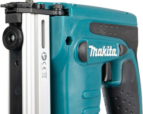 cumpără Capsator pentru construcții Makita DST221Z Capsator DST221Z 18V (fara acumulator) în Chișinău 
