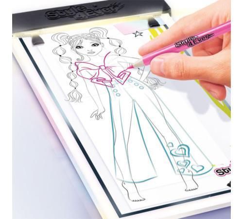 купить Набор для творчества Canal Toys OFG320 Fashion Designer Light-Up Pad в Кишинёве 